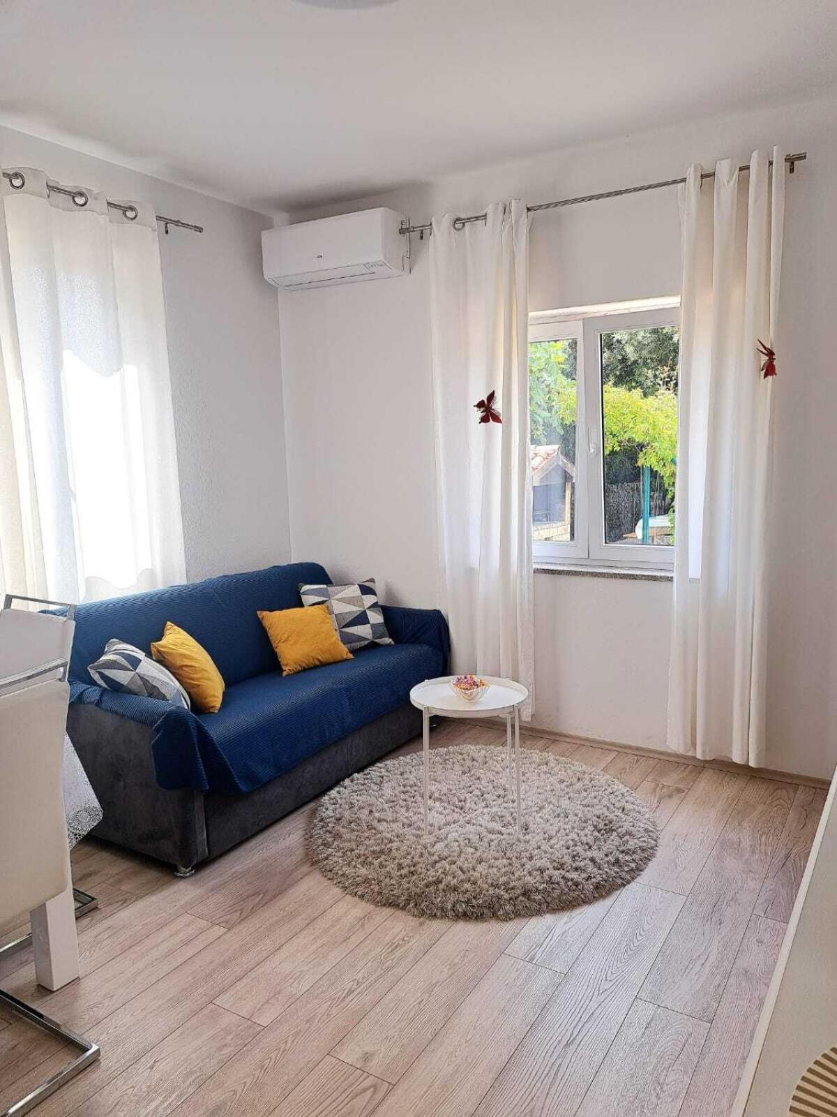Apartman Melita Galižana Kültér fotó