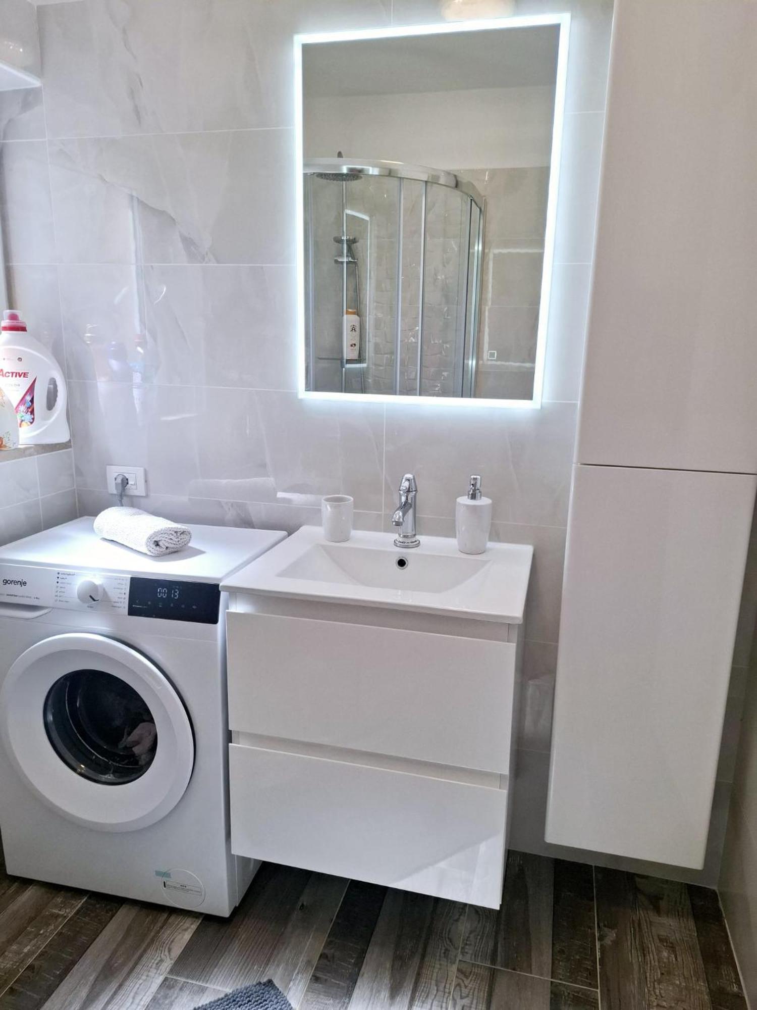 Apartman Melita Galižana Kültér fotó